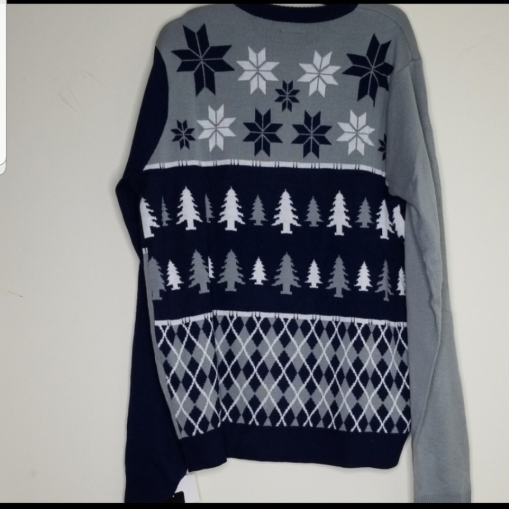 NFL APPAREL DALLAS COWBOYS CHRISTMAS SWEATER - Picture 7 of 7
